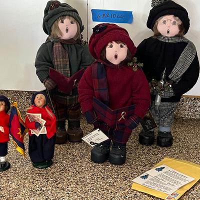 Magi-sush Caroler Dolls Caroler Figures Lot – Christmas Décor