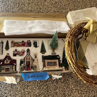 Illuminated Christmas Village Set Vintage Christmas Village Houses & Wreath Décor Lot
