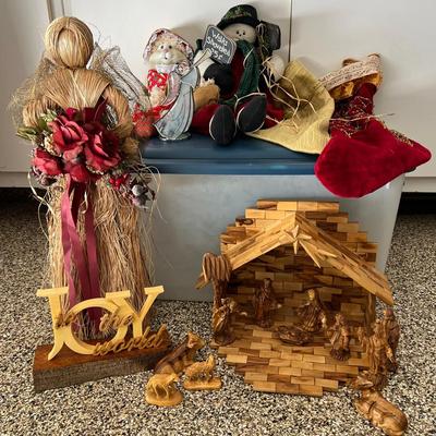 Carved Wood Nativity And Christmas Decor Christmas Nativity Set & Rustic Holiday Figurines Lot