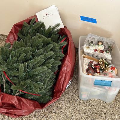 4.5’ Balsam Hill Artificial Christmas Tree 