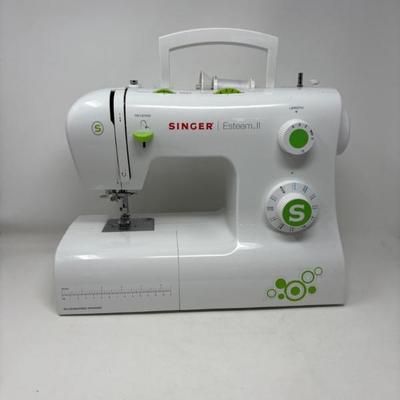 Singer Esteem II Sewing Machine 