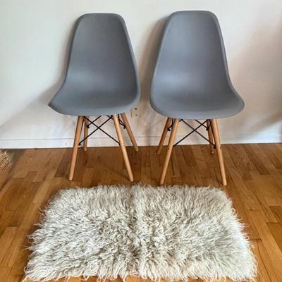 Grey MCM-Style Chair Pair + Flokati Rug	