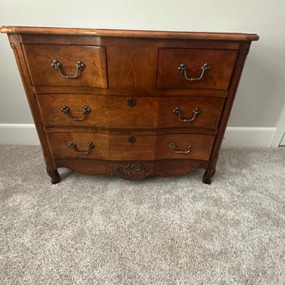 Sale Photo Thumbnail #47: Baker Chest