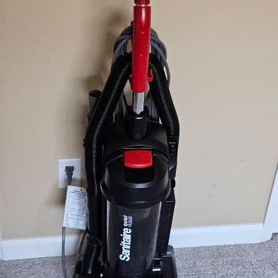 Sanitaire Commercial Upright Vacuum Cleaner – Heavy Duty