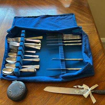 Silverplate Flatware Set with Carving Knife and Keepsake Box