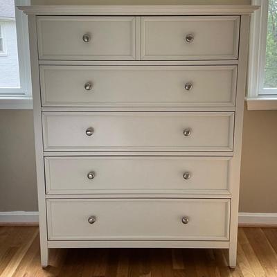 White 5 Drawer Dresser