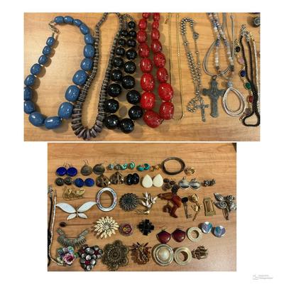 Costume Jewelry Lot Including Kazuri Beads 
