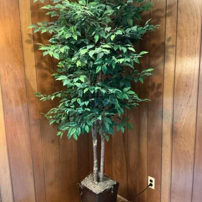 Artificial Tree (8 Ft)