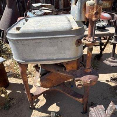 Sale Photo Thumbnail #489: #4002 • Antique Maytag Wringer Washing Machine
