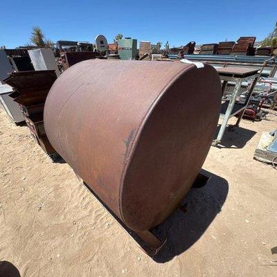 Sale Photo Thumbnail #421: #3070 • Exxon Fuel Tank

