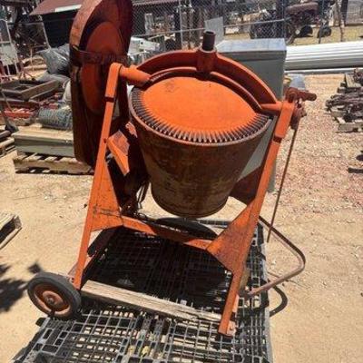 Sale Photo Thumbnail #428: #3084 • Concrete Mixer
