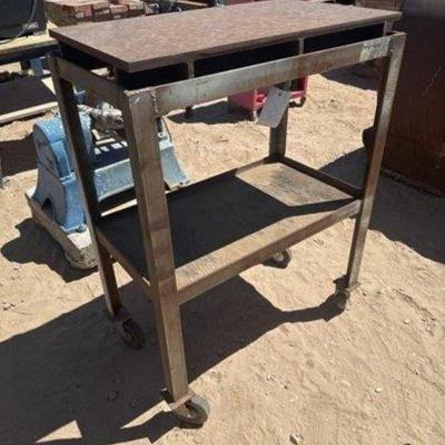 Sale Photo Thumbnail #412: #3052 • Rolling Work Bench
