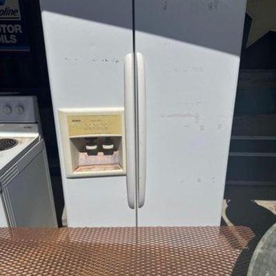 Sale Photo Thumbnail #116: #1504 • Kenmore Refrigerator
