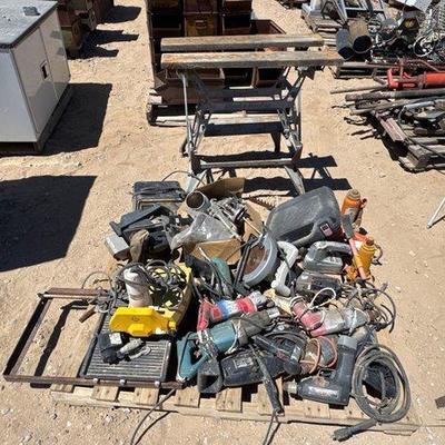 Sale Photo Thumbnail #445: #3118 • Black & Decker Work Table and Pallet of Tools
