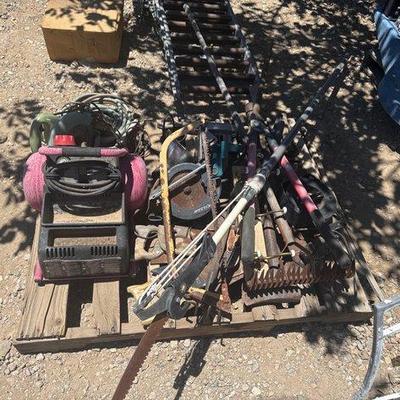 Sale Photo Thumbnail #77: #1066 • Pallet of Tools

