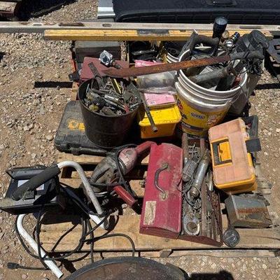 Sale Photo Thumbnail #85: #1080 • Battery Charger, Power Tools, Flood Lamp
