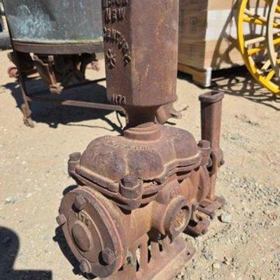 Sale Photo Thumbnail #165: #1670 • F. E. Meyers & Bro. New Century Water Pump
