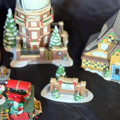 Lot 162:  Dept 56