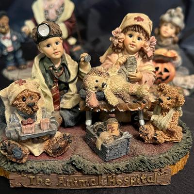 Lot 348: Boyds Bears Yesterday’s Child Figurine Lot – Wannabe Series & More – Set of 5      