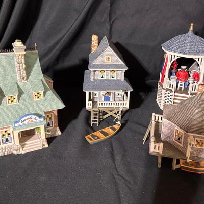 Lot 209: Seasons Bay Collectors Series 