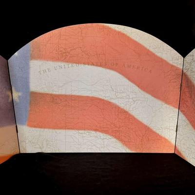 Lot 157:  Dept 56 Wooden Three Panel American Pride