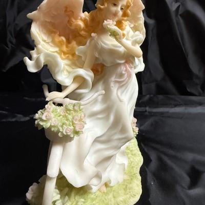 Lot 509: Seraphin Classics Abigail
