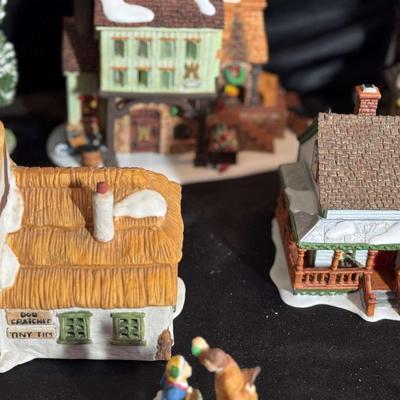 Lot 136: More Dept 56!