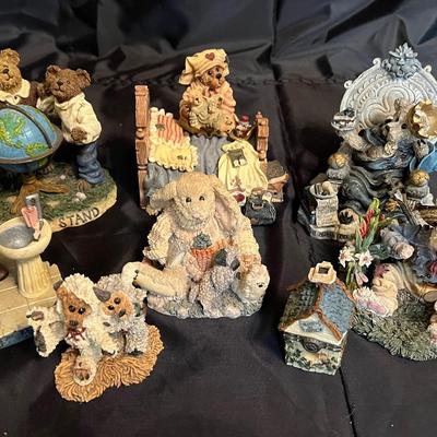 Lot 347: Boyds Bears & Friends Figurine Lot – School, Garden, and Nativity Themes (8 Pieces)    