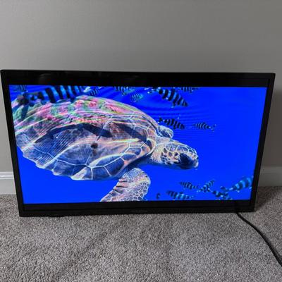 Insignia 32” TV Lot 2