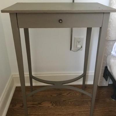nightstand $225
20 X 42 X 29"

