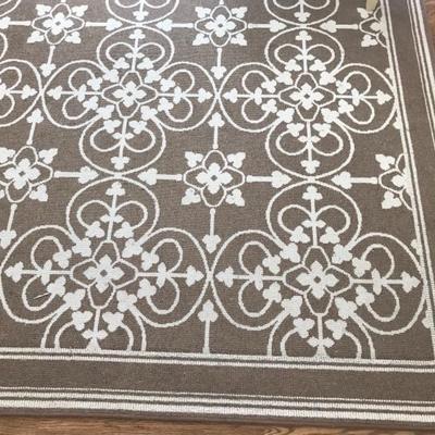 Stark custom rug $295
9 X 7'