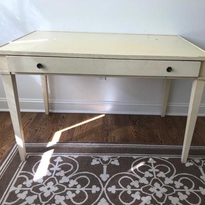 Grange Furniture of France custom made desk $325 as is
47 X 30 X 30"