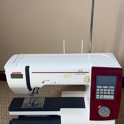 Sewing Machine Table + Horizon Memory Craft 700 QCP