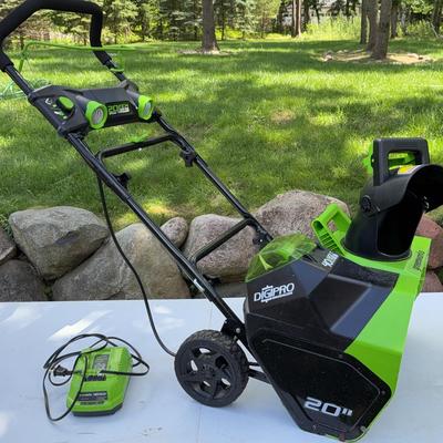 20” Greenworks 40V Snowblower + Battery & Charger 