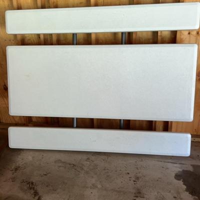 Folding Picnic Table (NEW)