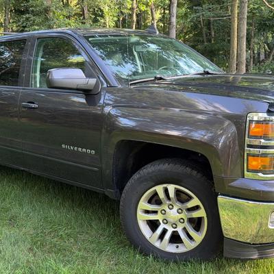 2015 Chevrolet Silverado 1500 Crew Cab LT Pickup 4D 5 3/4 ft