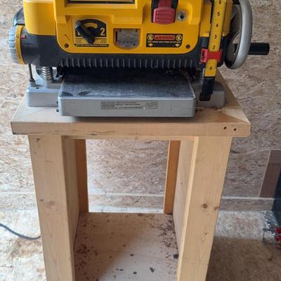 DeWalt 13” Thickness Planer