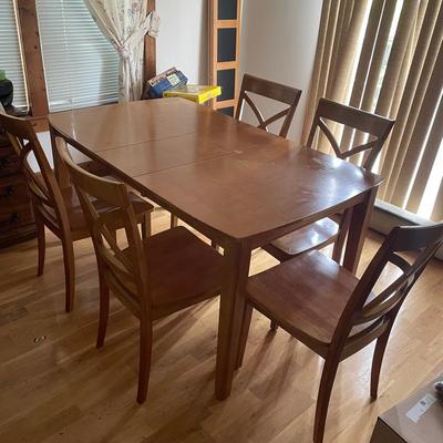 Table And Set Of 5 Chairs