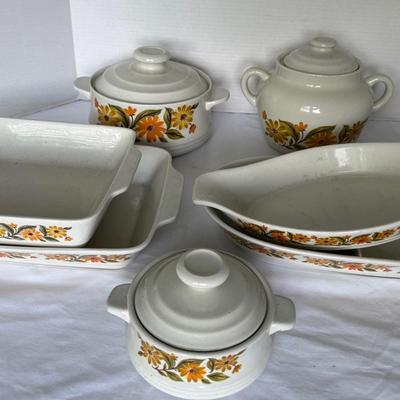 Capri Bake Serve’n Store Stoneware Pieces 