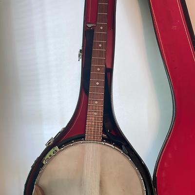 Banjo With Hard Shell Case