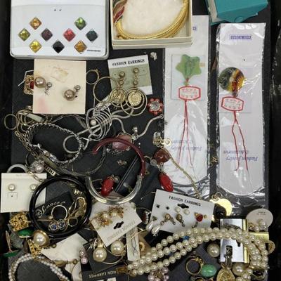 Sale Photo Thumbnail #711