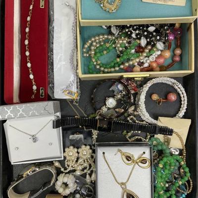 Sale Photo Thumbnail #712