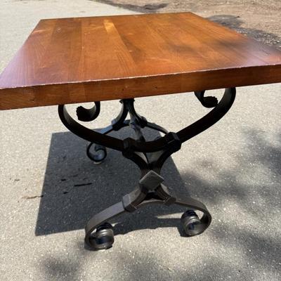 24" x 28" W x 25" H
Accent your bedroom or living room decor with this Charleston Forge Wrought Iron End Table. Features a...