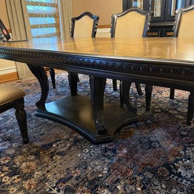 Raymour & Flanigan Bradford Heights 9 Piece Dining Set 
Make a statement in your traditional decor with the Bradford Heights 9-pc....