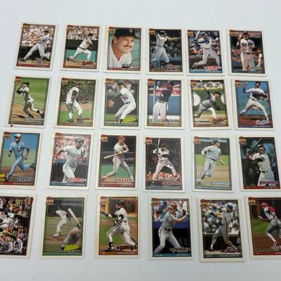 113 1991 topps 40 years mini baseball cards 24)