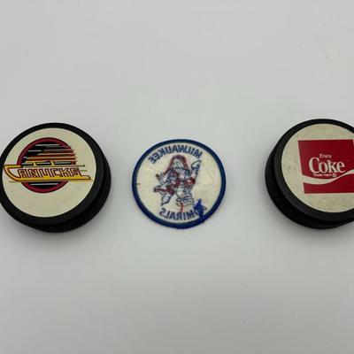 502 milwaukee admirals patch 2 hockey pucks