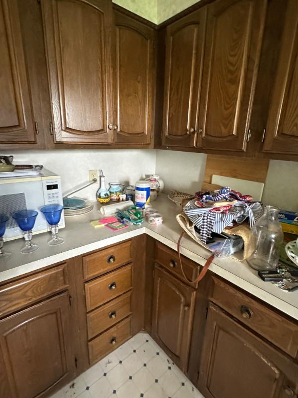 Sale Photo Thumbnail #37