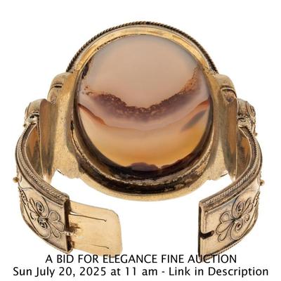 Sale Photo Thumbnail #379