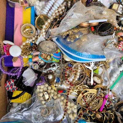 Sale Photo Thumbnail #165