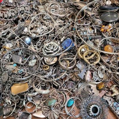 Sale Photo Thumbnail #273